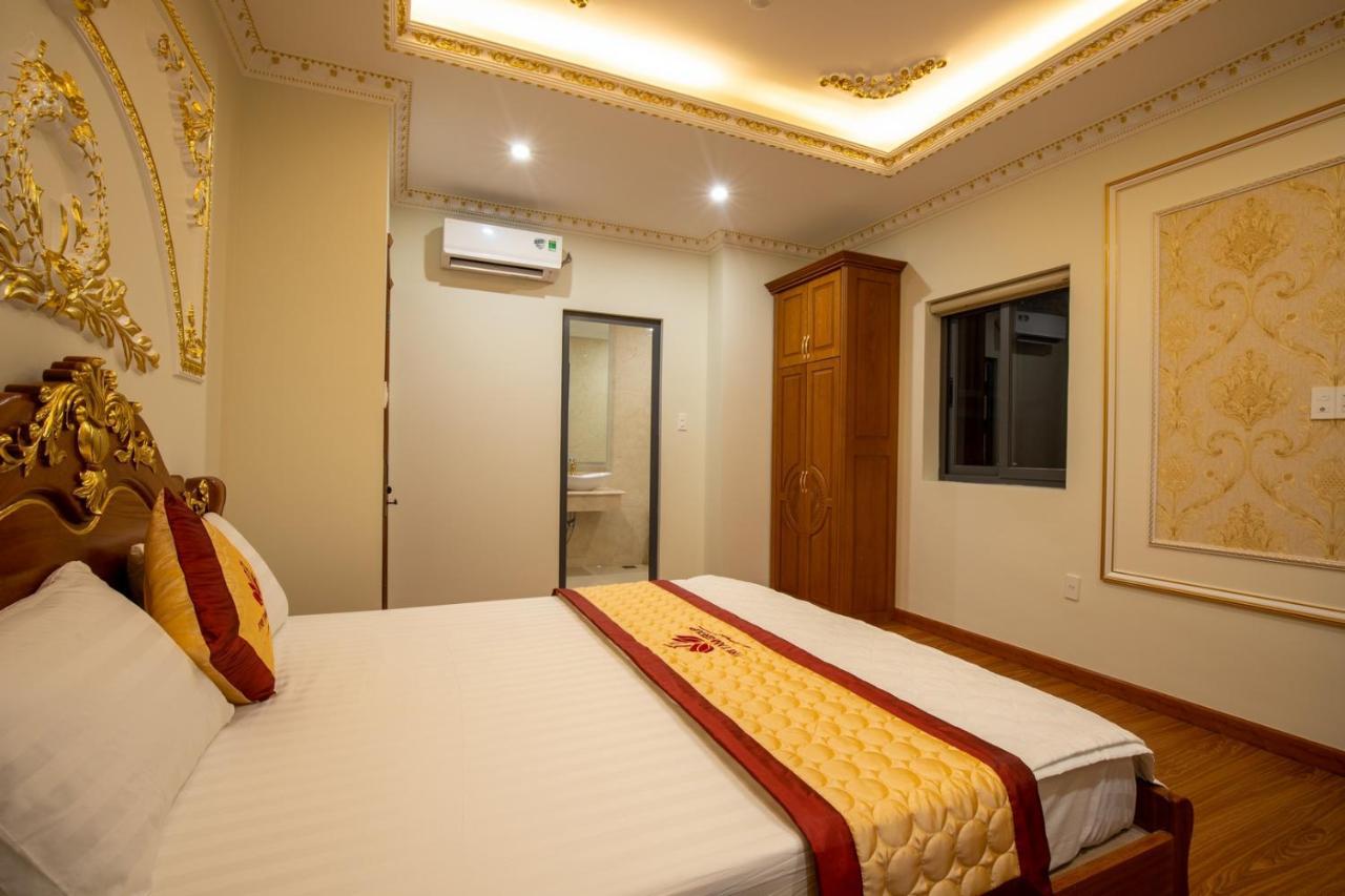 Tri Tam Hotel - Khach San Tri Tam Ben Luc Exteriér fotografie