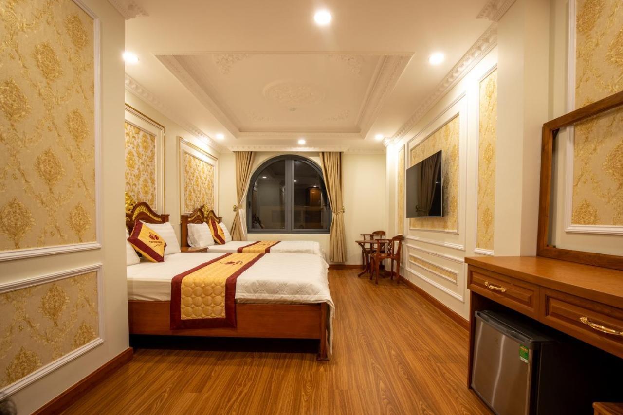 Tri Tam Hotel - Khach San Tri Tam Ben Luc Exteriér fotografie