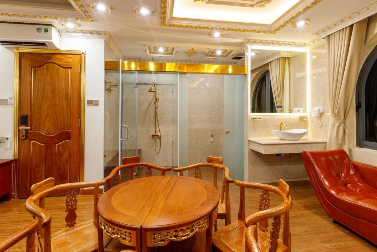 Tri Tam Hotel - Khach San Tri Tam Ben Luc Exteriér fotografie